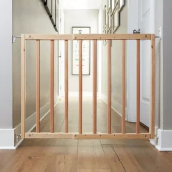 Primetime Petz Safety Mate Pet Gate - The Safety Gate For All