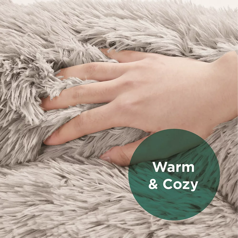 Madison Park Serena Plush Faux Fur & Memory Foam Base Oval Pet Bed 4 Madison Park Serena Plush Faux Fur & Memory Foam Base Oval Pet Bed - Image 2